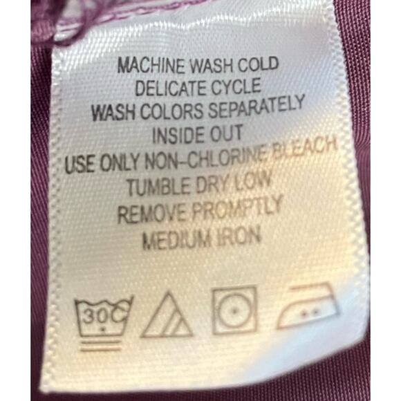 Only Necessities Women’s Purple Shimmer Roll-Sleeve Button-Up Blouse 16W VINTAGE - Picture 6 of 6